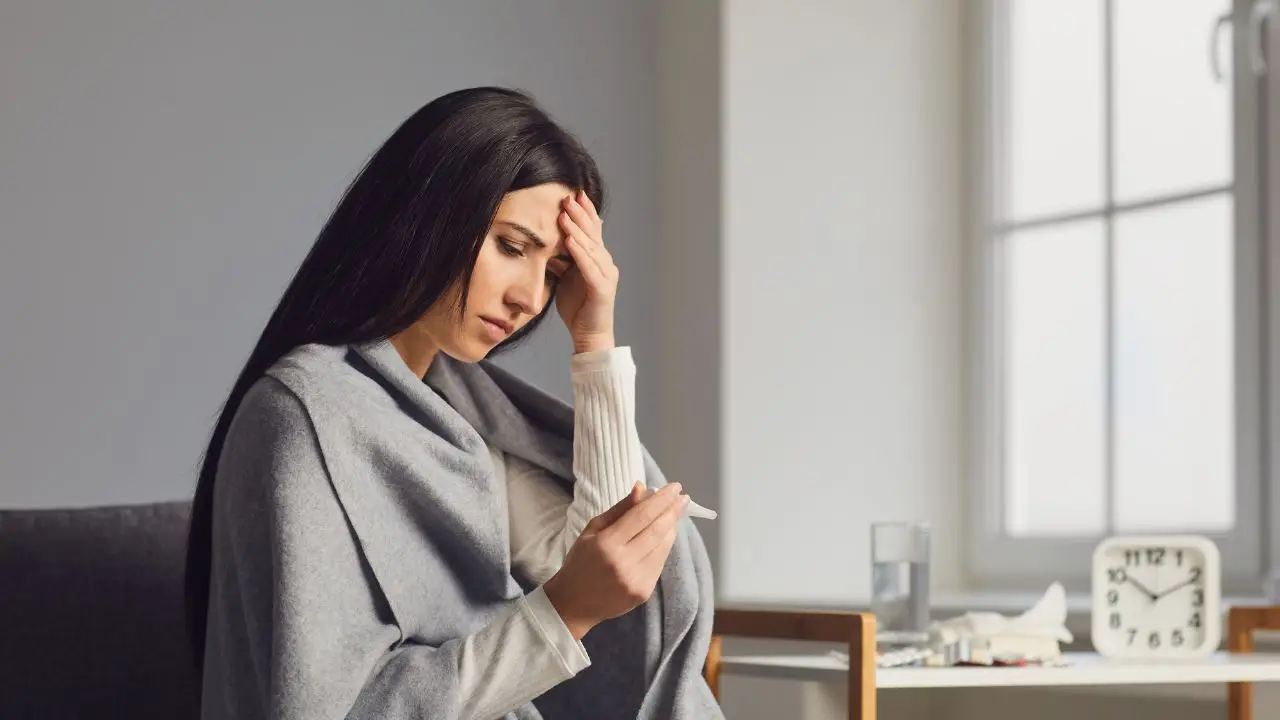 Hai la febbre ma non sei malato? Potrebbe essere colpa di questa allergia comune